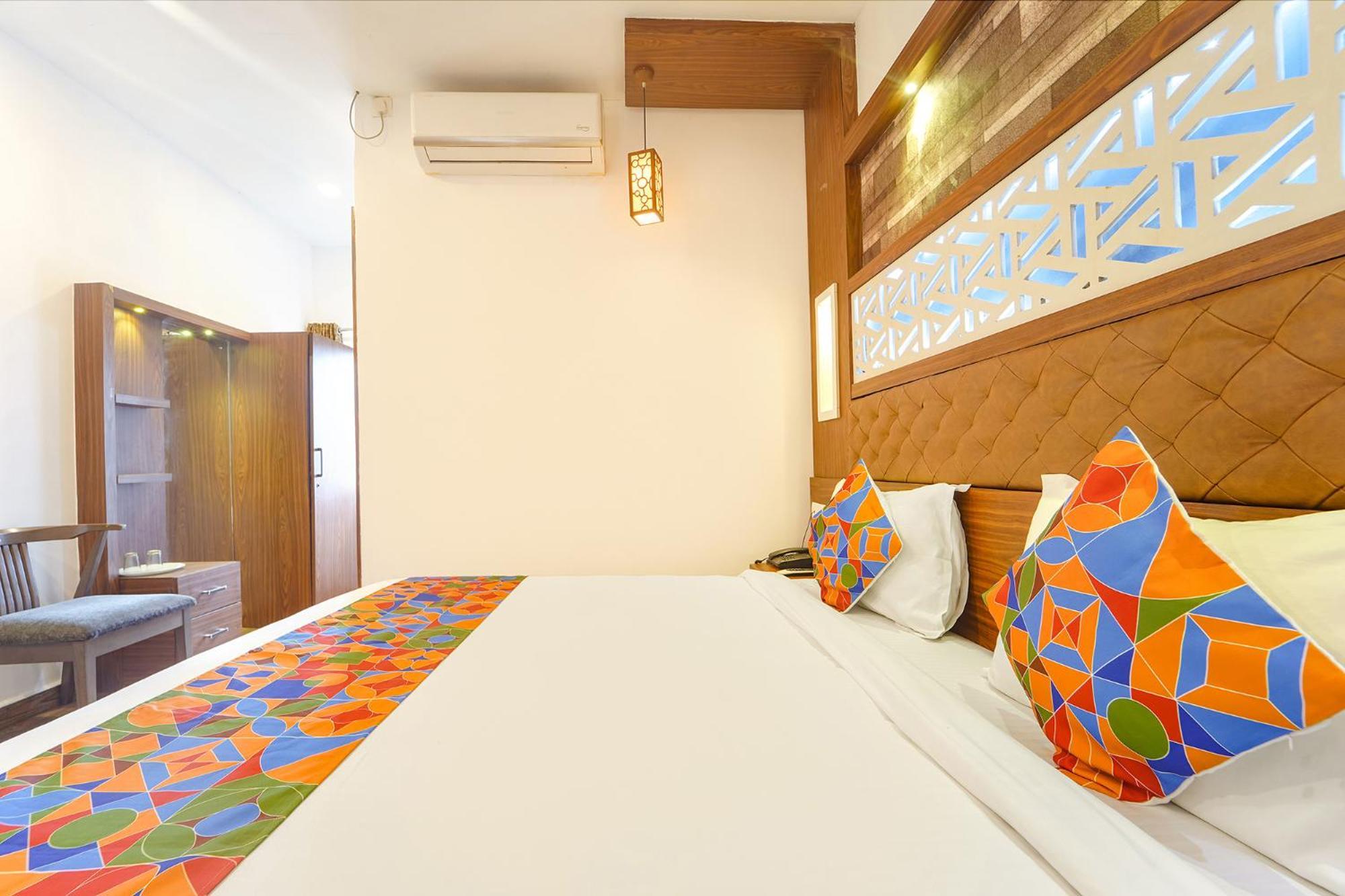 Fabhotel Qube - 800M From Ernakulam Junction South Railway Station Kochi Εξωτερικό φωτογραφία