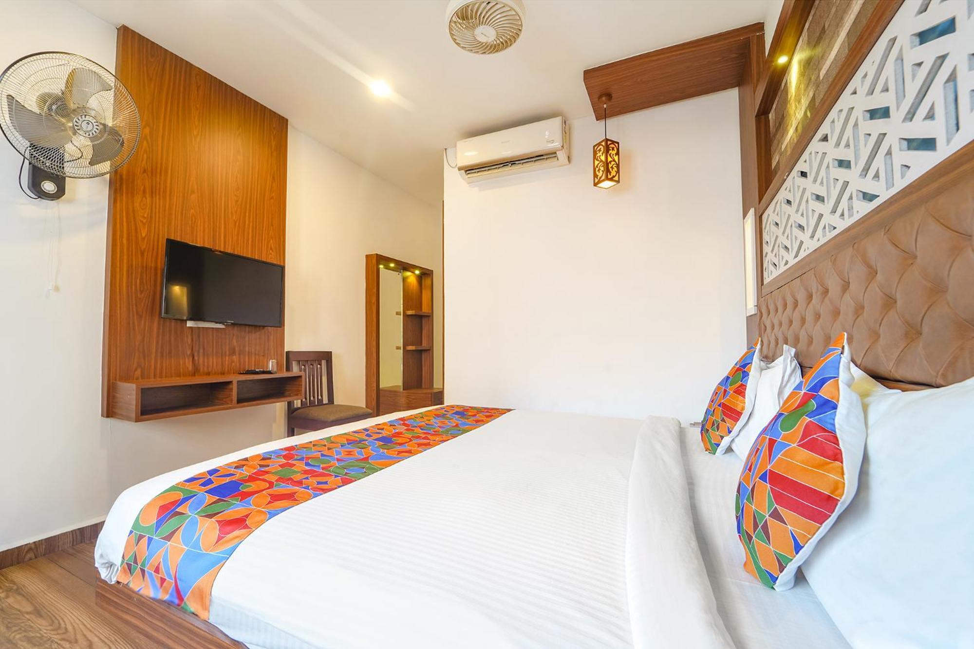 Fabhotel Qube - 800M From Ernakulam Junction South Railway Station Kochi Εξωτερικό φωτογραφία
