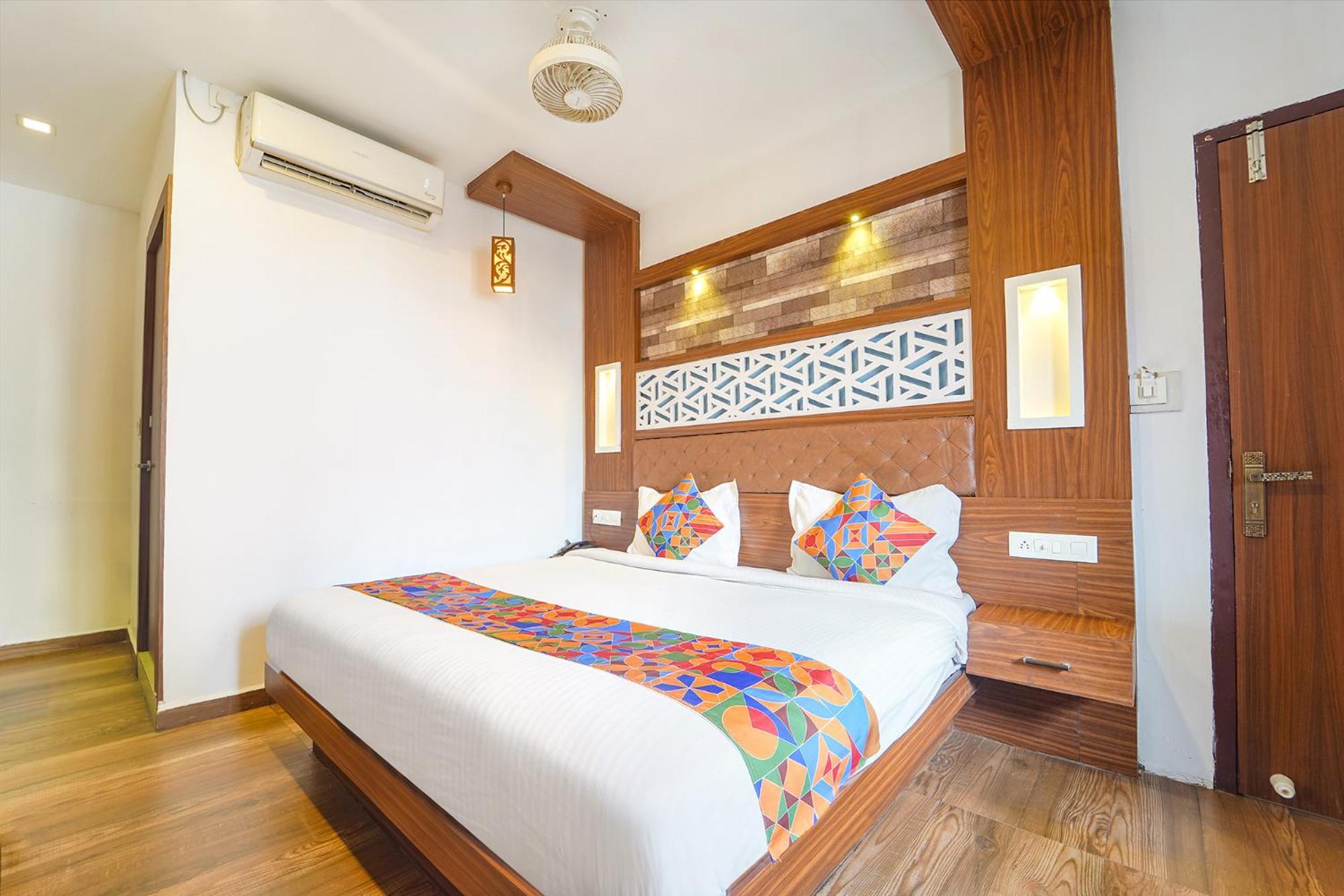 Fabhotel Qube - 800M From Ernakulam Junction South Railway Station Kochi Εξωτερικό φωτογραφία